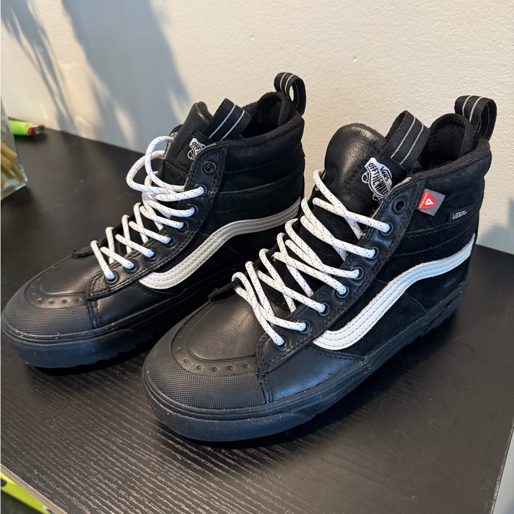 Vans MTE Black High-Top Sneakers  NWOT